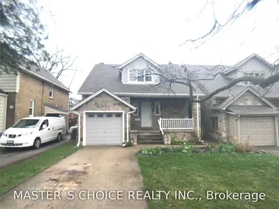 1107 Royal York Road, Toronto W08, On M8x 2g8