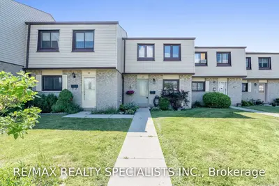 108 Sinclair Avenue 13, Halton Hills, ON L7G 5G1