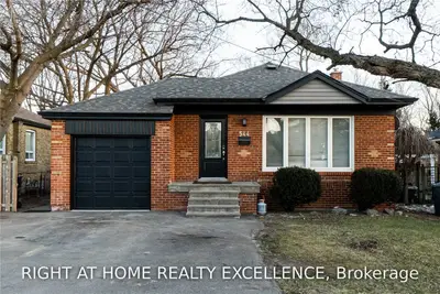 544 South Service Road, Mississauga, ON L5G 2S6