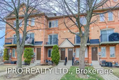 3895 Doug Leavens Boulevard 3, Mississauga, ON L5N 7G1