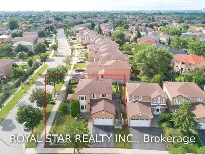 1546 Highbrook Avenue, Mississauga, ON L5M 4T6