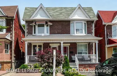 9 Royal Street, Toronto W03, ON M6N 3Z3