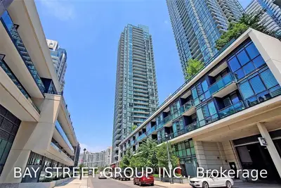 4099 Brickstone Mews 3301, Mississauga, ON L5B 0G2