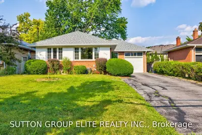 379 Martin Grove Road, Toronto W08, ON M9B 4L8