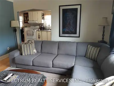 14 Handel Street, Toronto W03, ON M6N 4G3
