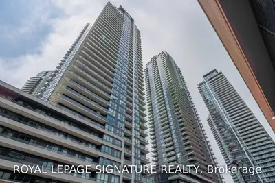 2220 Lake Shore Boulevard W 4310, Toronto W06, ON M8V 0C1