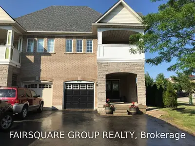 6996 Tassel Crescent, Mississauga, ON L5W 1G7