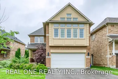 475 Ravineview Way, Oakville, ON L6H 6T1