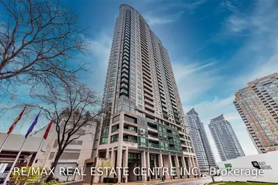 208 Enfield Place 1205, Mississauga, ON L5B 0B8