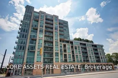 3391 Bloor Street W 703, Toronto W08, ON M8X 1G3