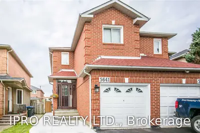 5641 Whistler Crescent, Mississauga, ON L4Z 3R7
