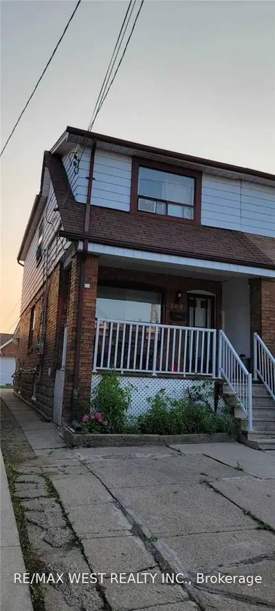 164 Prescott (Main) Avenue, Toronto W03, ON M6N 3H1