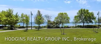 84 St Lawrence Drive, Mississauga, ON L5G 4V1