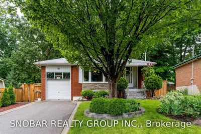 3531 Orion Crescent, Mississauga, ON L5C 2H7