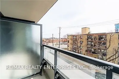 2800 Keele Street 312, Toronto W05, ON M3M 2G4