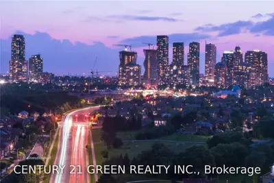 135 Hillcrest Avenue 2110, Mississauga, ON L5B 4B1
