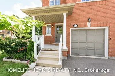 7360 Zinnia Place 176, Mississauga, ON L5W 2A5