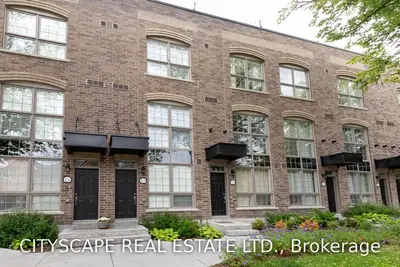 220 Brandon Avenue 46, Toronto W02, ON M6H 0C5