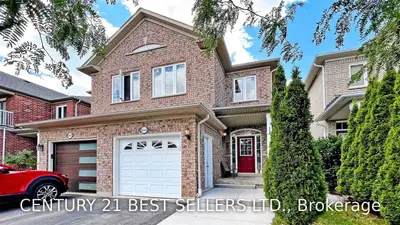 5644 Longboat Avenue, Mississauga, ON L5M 7E8