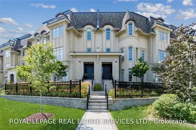 255 Rebecca Street, Oakville, On L6k 0g9