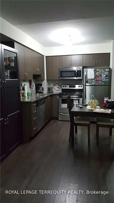 812 Lansdowne Avenue 408, Toronto W02, ON M6H 4K5