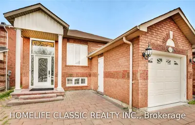 5825 Sidmouth Street, Mississauga, ON L5V 2K2