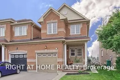 3192 Angel Pass Drive, Mississauga, ON L5M 7J6