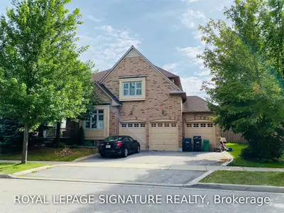 3211 Angel Pass Drive, Mississauga, ON L5M 7J6