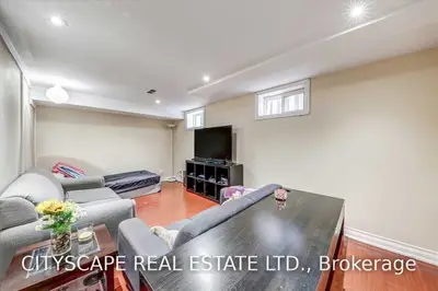 521 Bluesky Crescent Bsmt, Mississauga, ON L5R 2S3