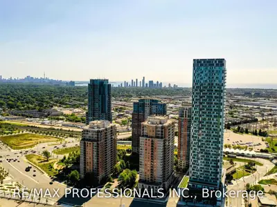 5233 Dundas Street W 127, Toronto W08, ON M9B 6M1