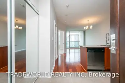 3504 Hurontario Street 3109, Mississauga, ON L5B 0B9