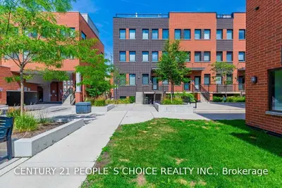 867 Wilson Avenue 12, Toronto W05, ON M3K 0A4