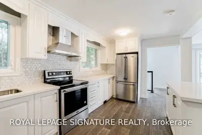 496 Fendalton Street, Mississauga, ON L5B 2L9