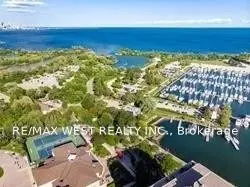 2261 Lake Shore Boulevard W 1002, Toronto W06, ON M8V 3X1