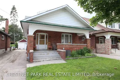 110 Guestville Avenue, Toronto W04, ON M6N 4N6