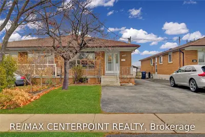 3716 Woodruff Crescent, Mississauga, ON L4T 1T9