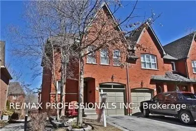 1084 Queen Street W 26B, Mississauga, ON L5H 4K4