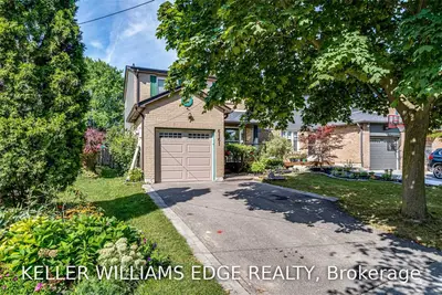 6161 Fullerton Crescent, Mississauga, ON L5N 3A3