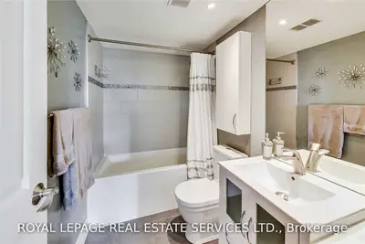 2045 Lake Shore Boulevard W 1805, Toronto W06, On M8v 2z6