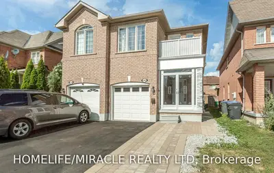 5702 Margarita Crescent, Mississauga, ON L5M 6Y8