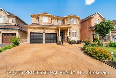 26 Yellow Pine Road, Brampton, ON L6P 2E4