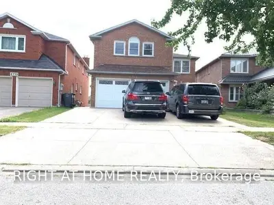 4714 Crystal Rose Drive, Mississauga, ON L5V 1G8