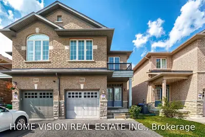 7439 Saint Barbara Boulevard, Mississauga, ON L5W 0G3