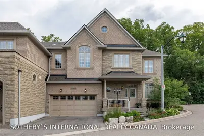 2254 Rockingham Drive 14, Oakville, ON L6H 7H8