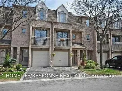 4101 Westminster Place 31, Mississauga, ON L4W 4X4