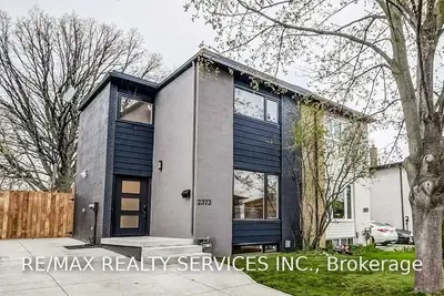 2373 Brookhurst Road, Mississauga, ON L5J 1R1