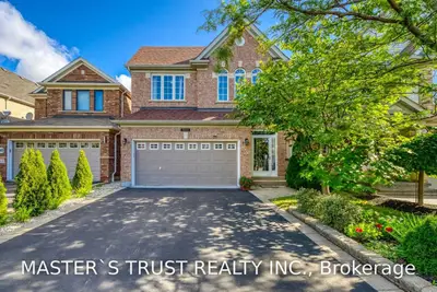 5065 Dubonet Drive, Mississauga, ON L5M 7X5