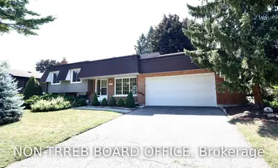 2205 ELMHURST Avenue, Oakville, ON L6J 5G4