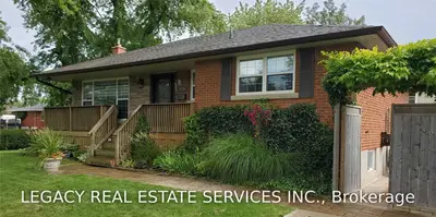 2350 Glenwood School Drive, Burlington, ON L7R 3R8