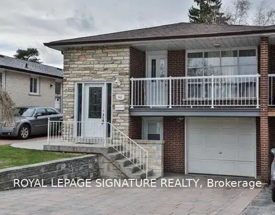 943 BLAIRHOLM Avenue Lower, Mississauga, ON L5C 1G5
